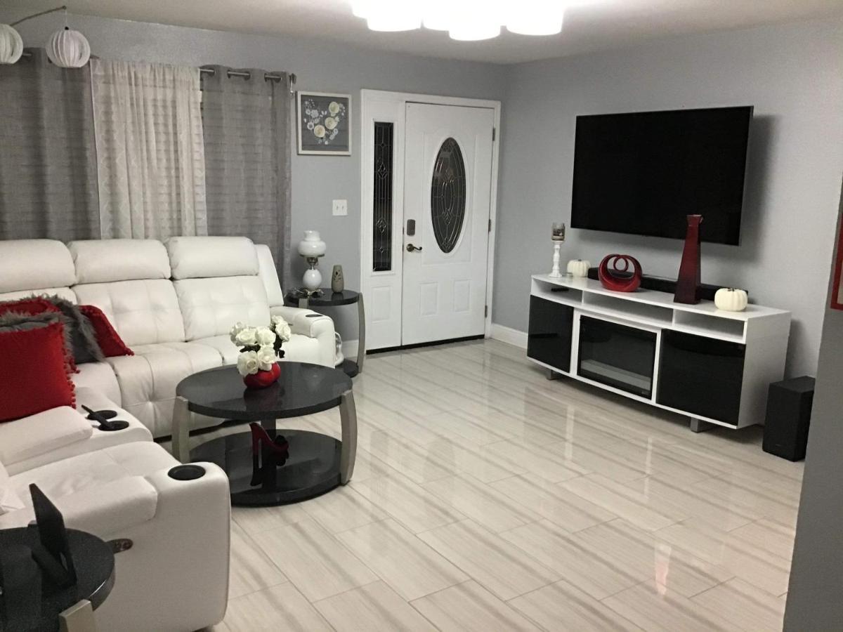 Mary'S Luxury House Villa Tampa Exterior photo